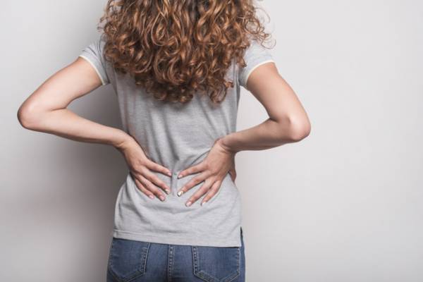 علت درد پایین کمر در زنان
