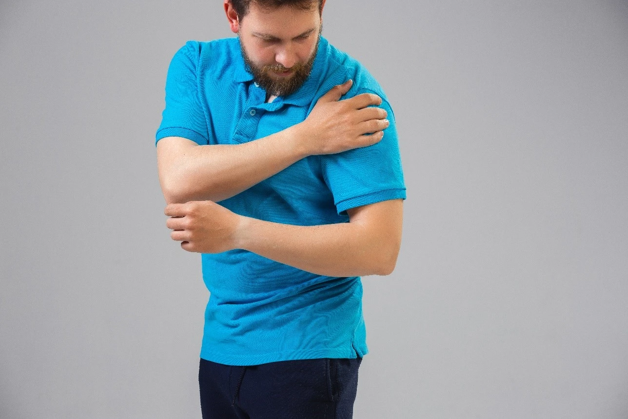 Left-shoulder-pain